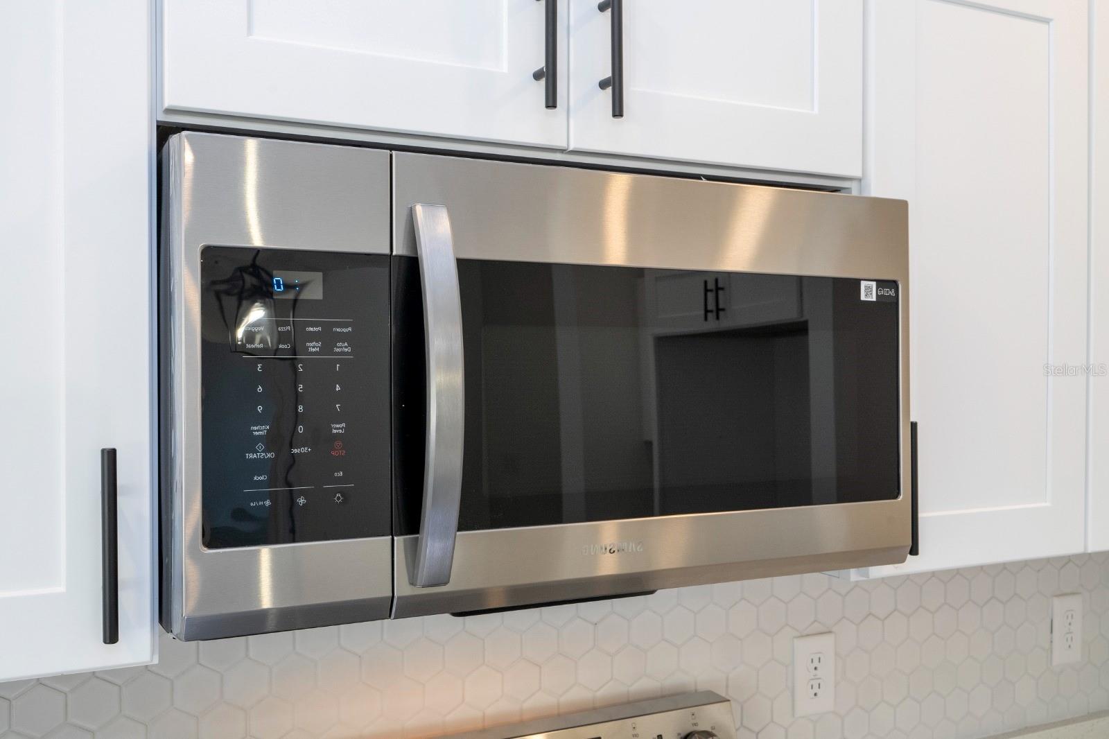 Image 10 of 45 For 1129 Edinburgh Street