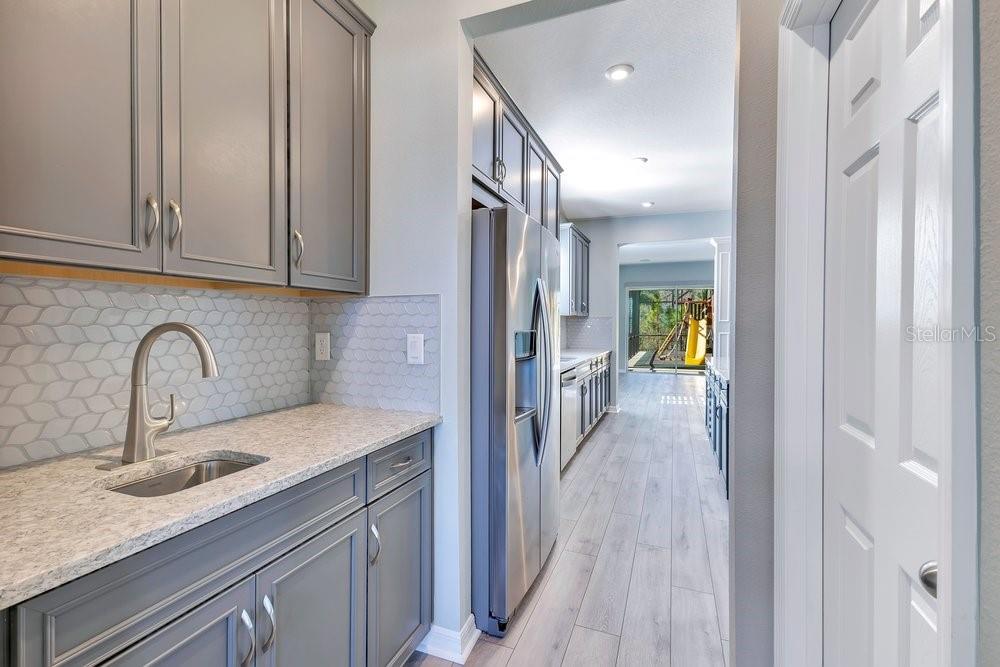 Image 11 of 41 For 9406 Launch Point Road