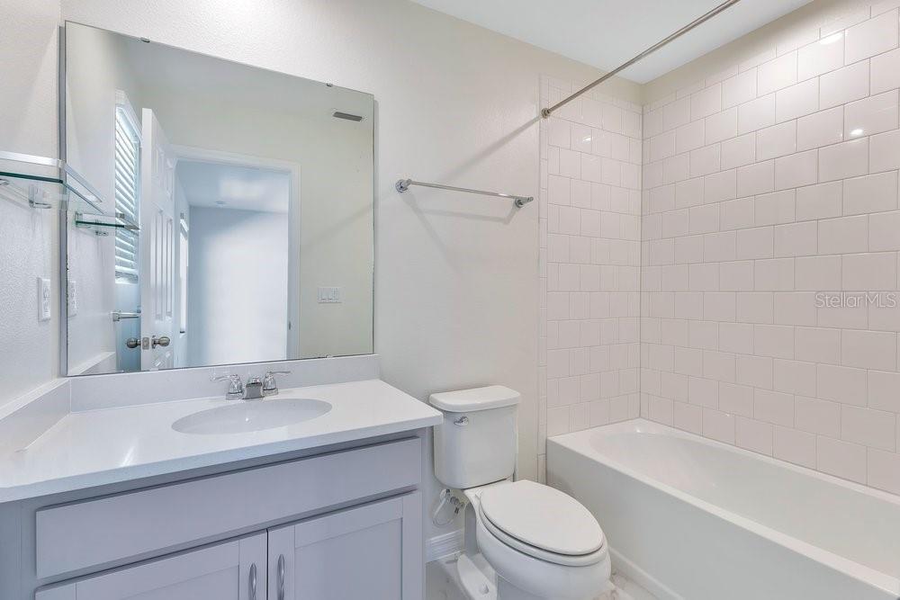 Image 18 of 41 For 9406 Launch Point Road