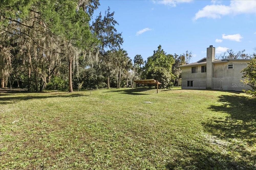 Image 11 of 48 For 2691 Richmond Avenue