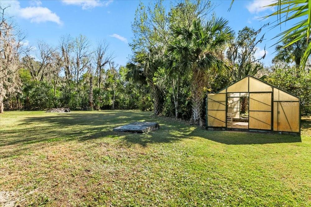 Image 16 of 48 For 2691 Richmond Avenue