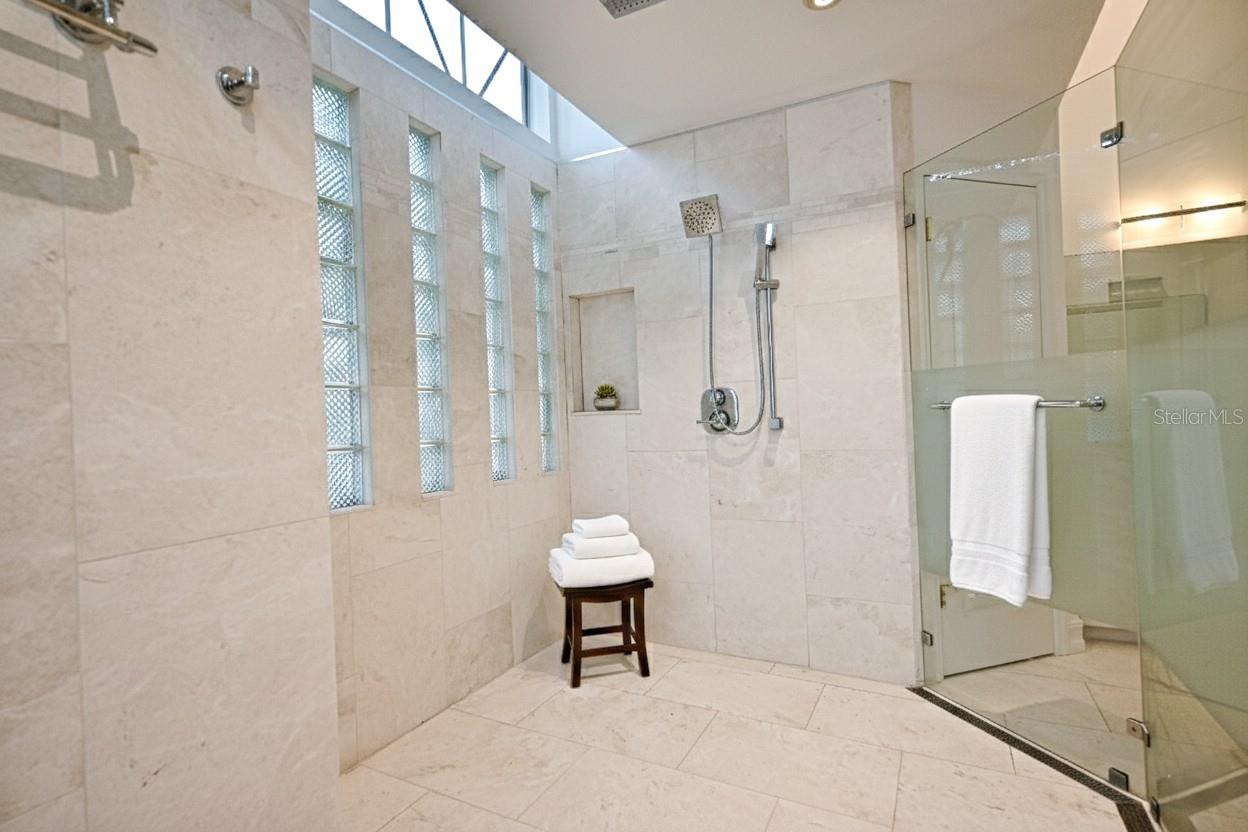 Image 15 of 42 For 3767 Hunters Isle Drive