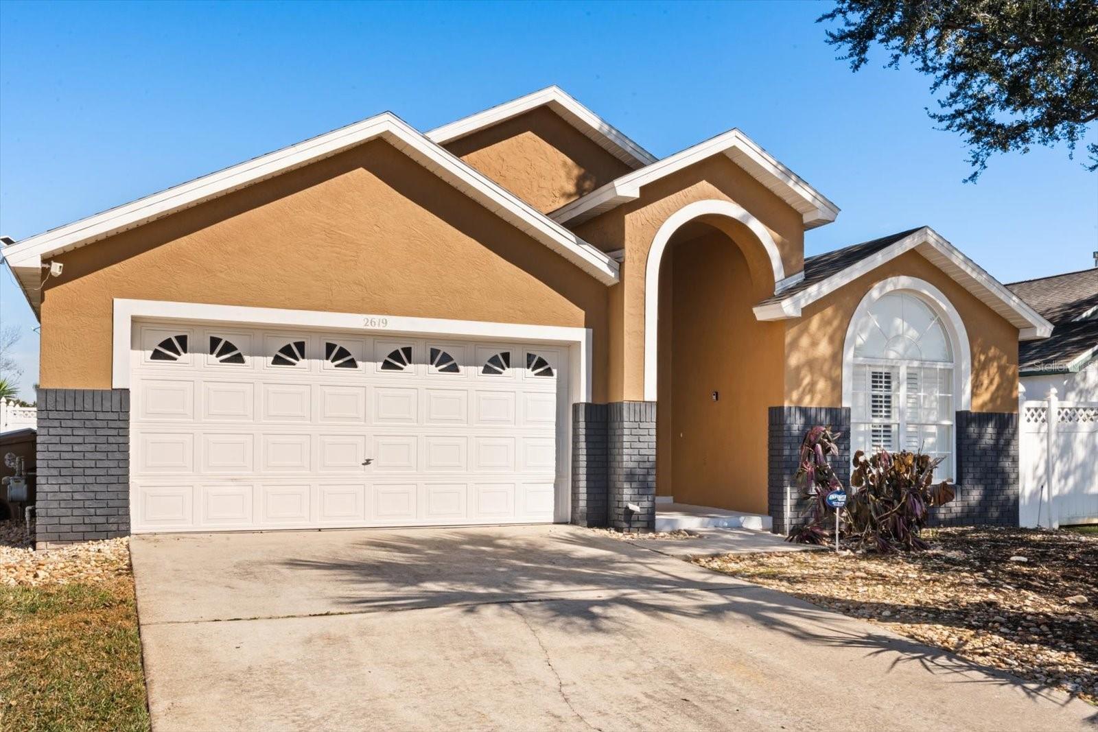 Image 37 of 52 For 2619 Summer Creek Drive