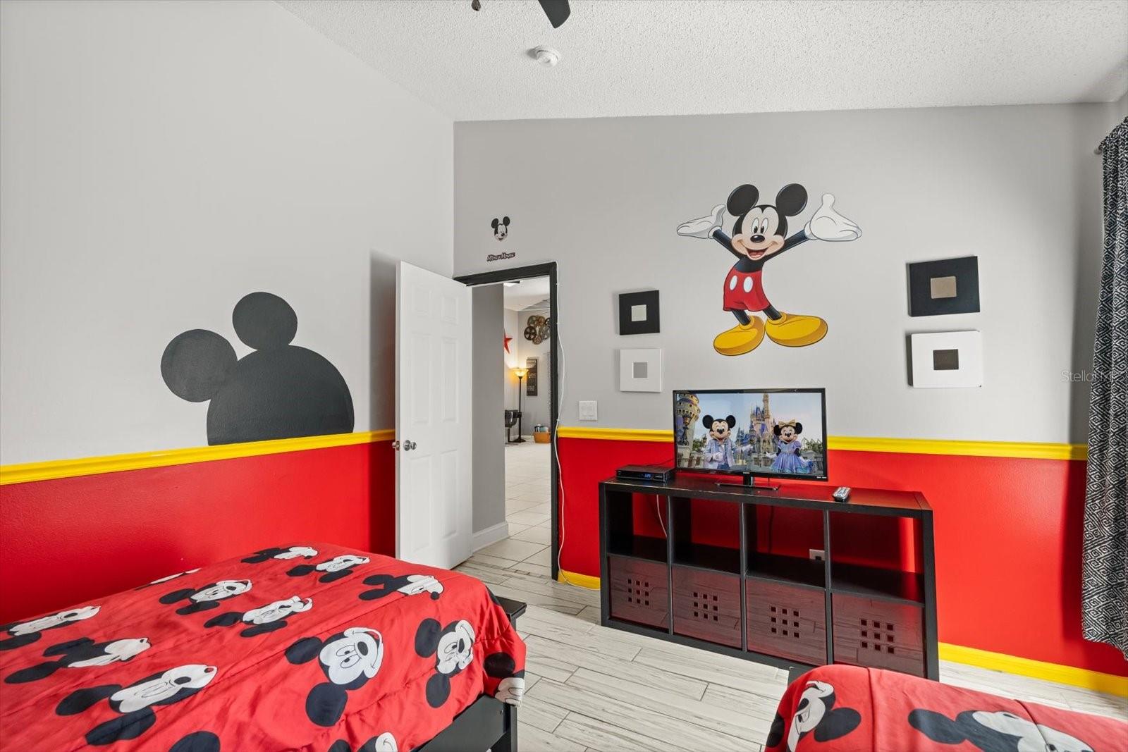 Image 25 of 49 For 8064 Santee Drive