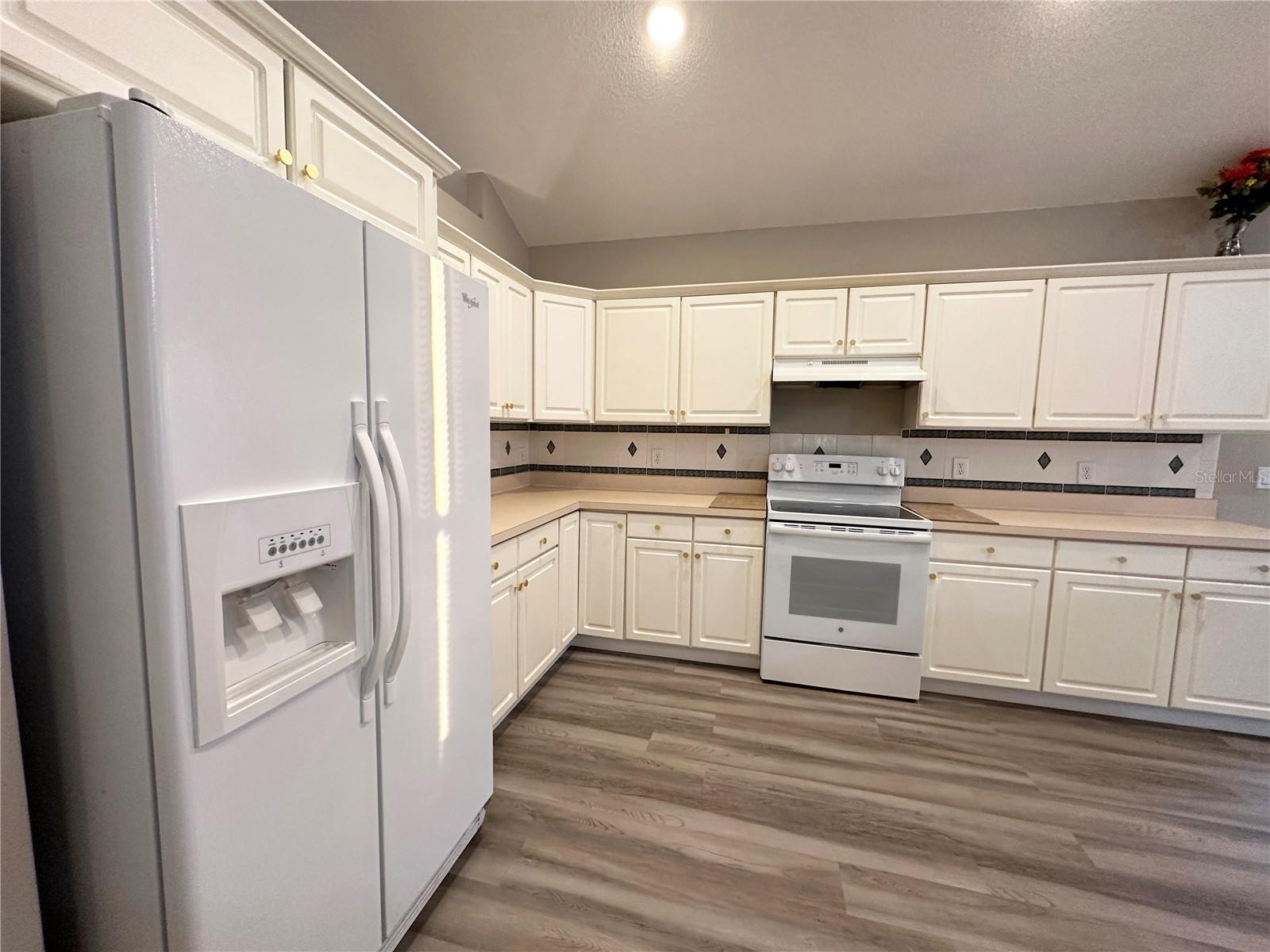 Image 24 of 67 For 14912 Indigo Lake Drive