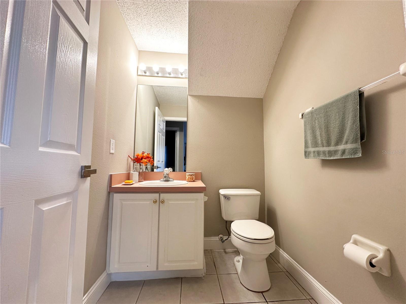 Image 26 of 67 For 14912 Indigo Lake Drive