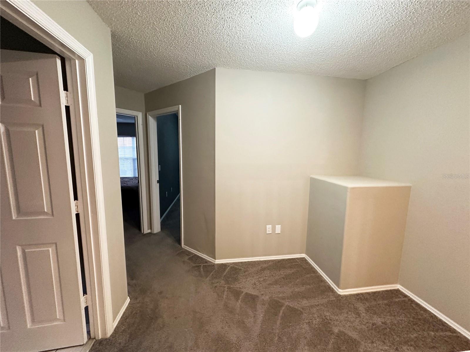 Image 42 of 67 For 14912 Indigo Lake Drive