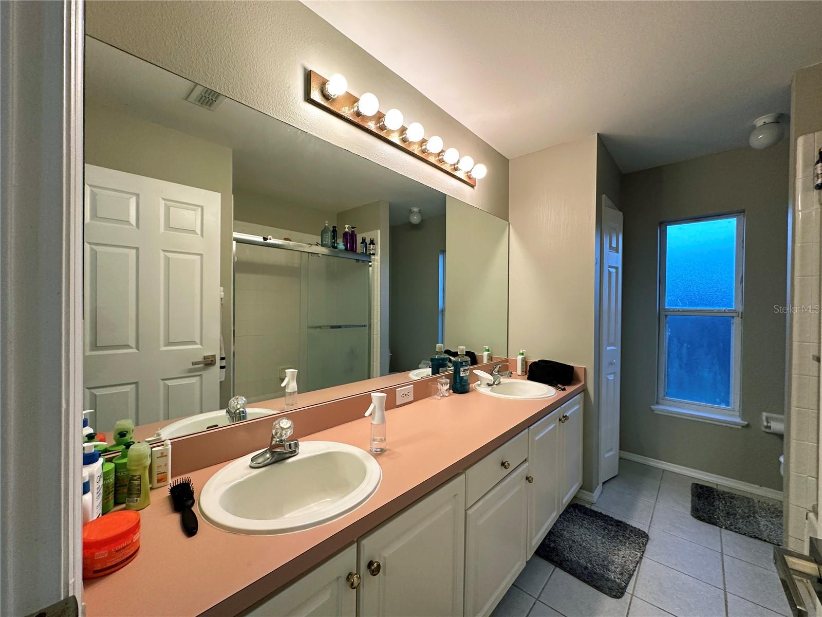 Image 43 of 67 For 14912 Indigo Lake Drive