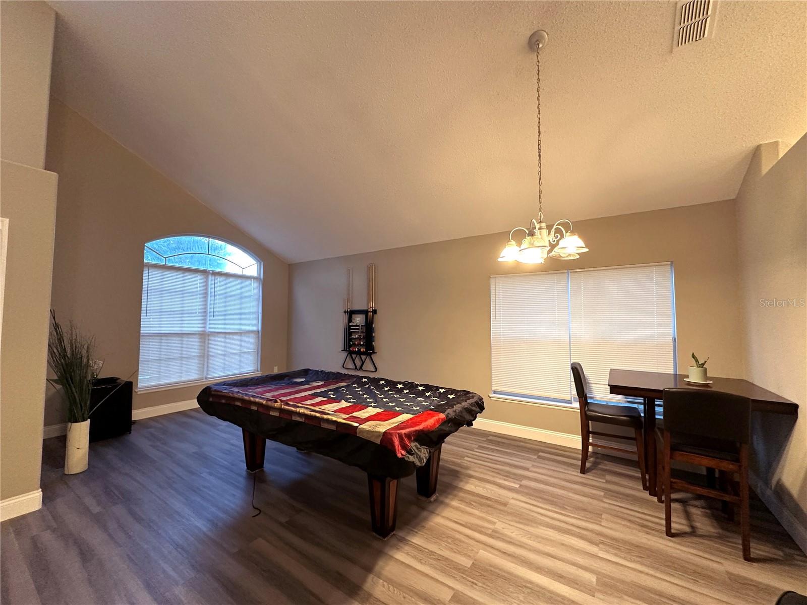 Image 6 of 67 For 14912 Indigo Lake Drive