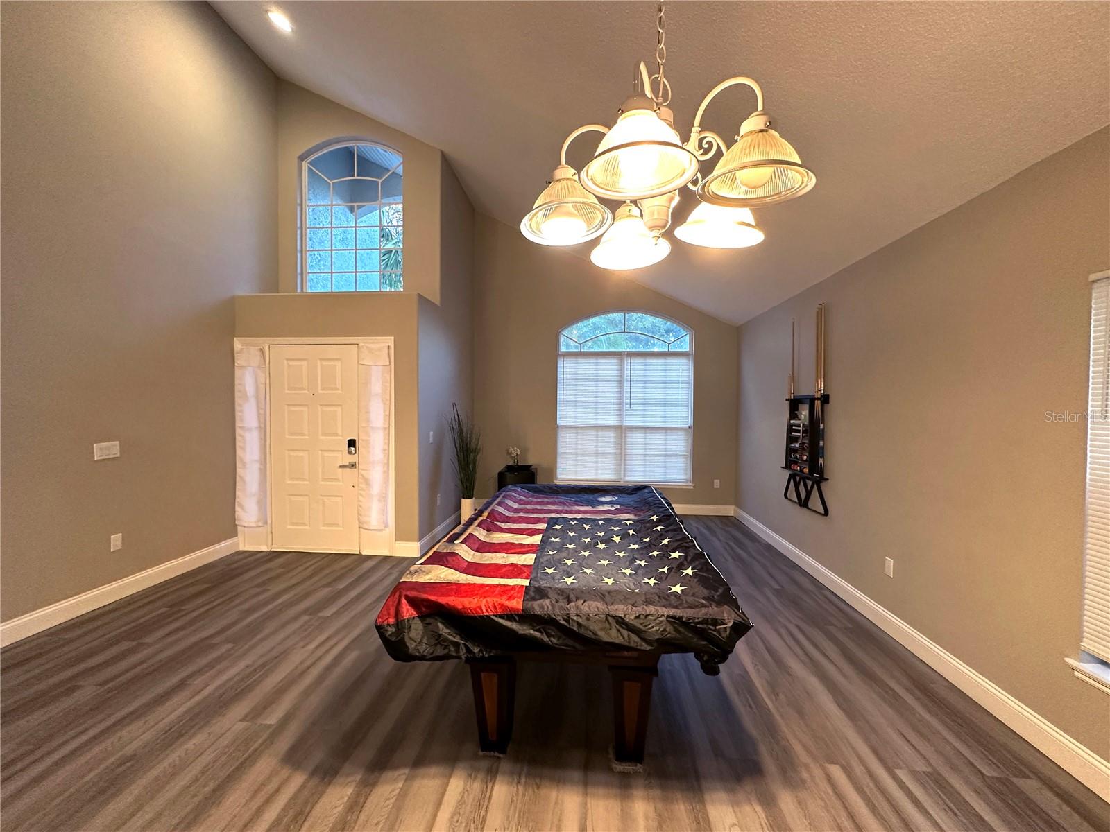 Image 9 of 67 For 14912 Indigo Lake Drive