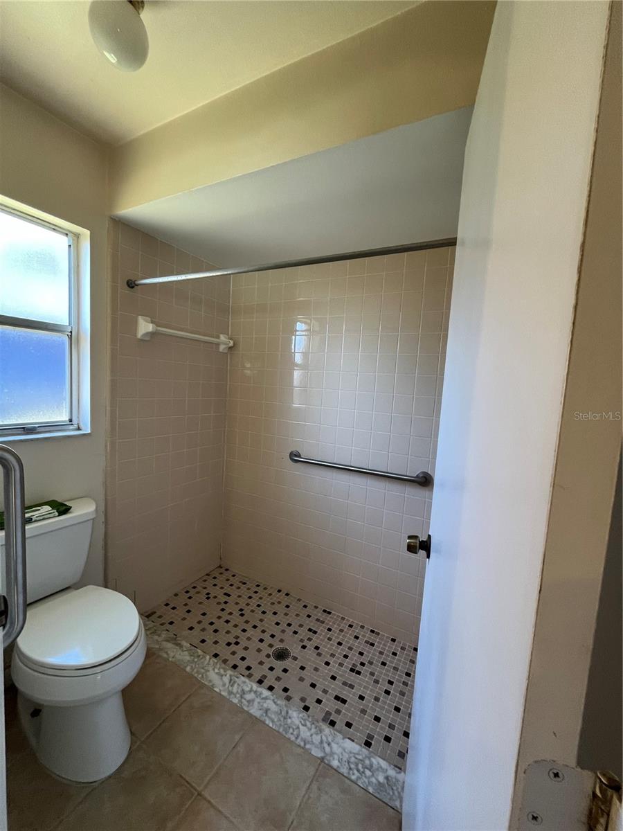 Image 18 of 22 For 12255 Florida Woods Lane