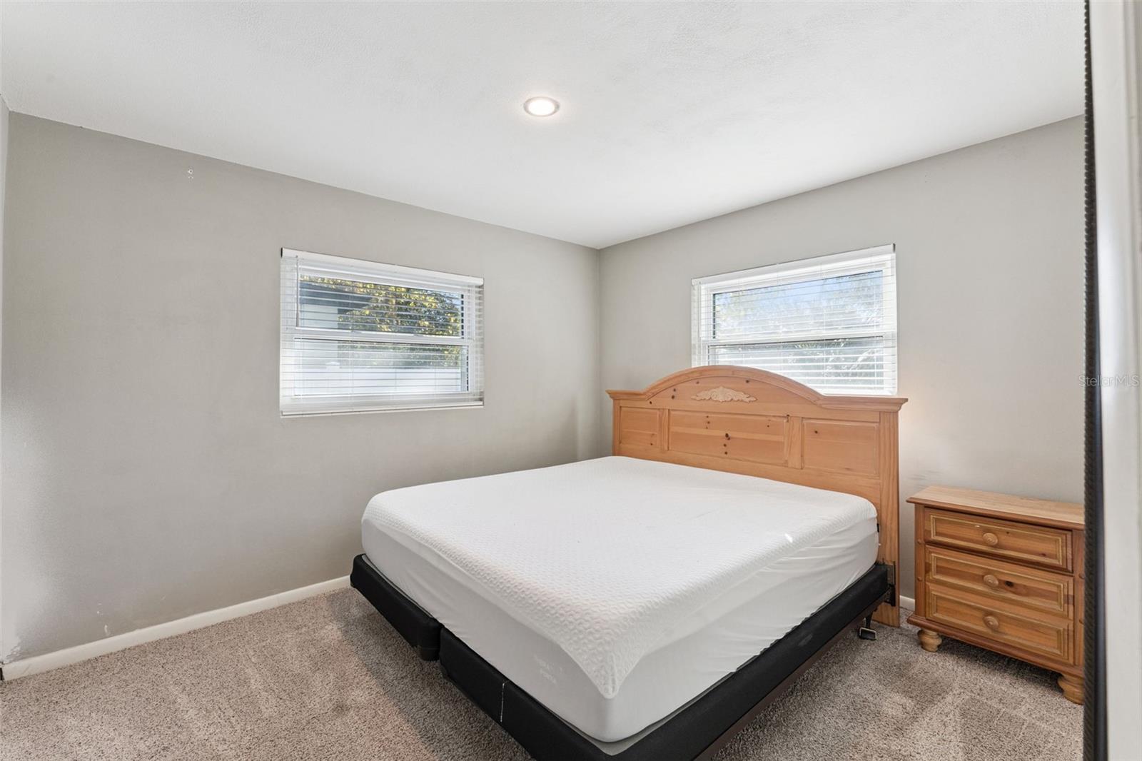 Image 10 of 20 For 370 Sultana Lane