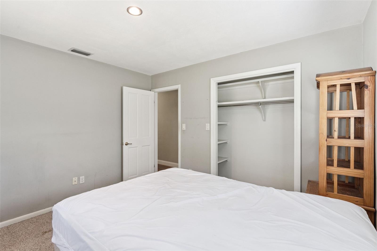 Image 12 of 20 For 370 Sultana Lane