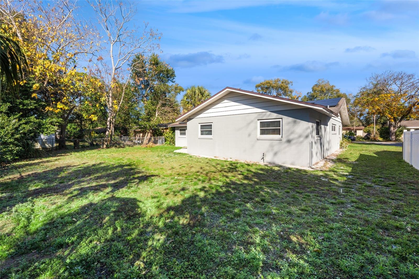 Image 20 of 20 For 370 Sultana Lane