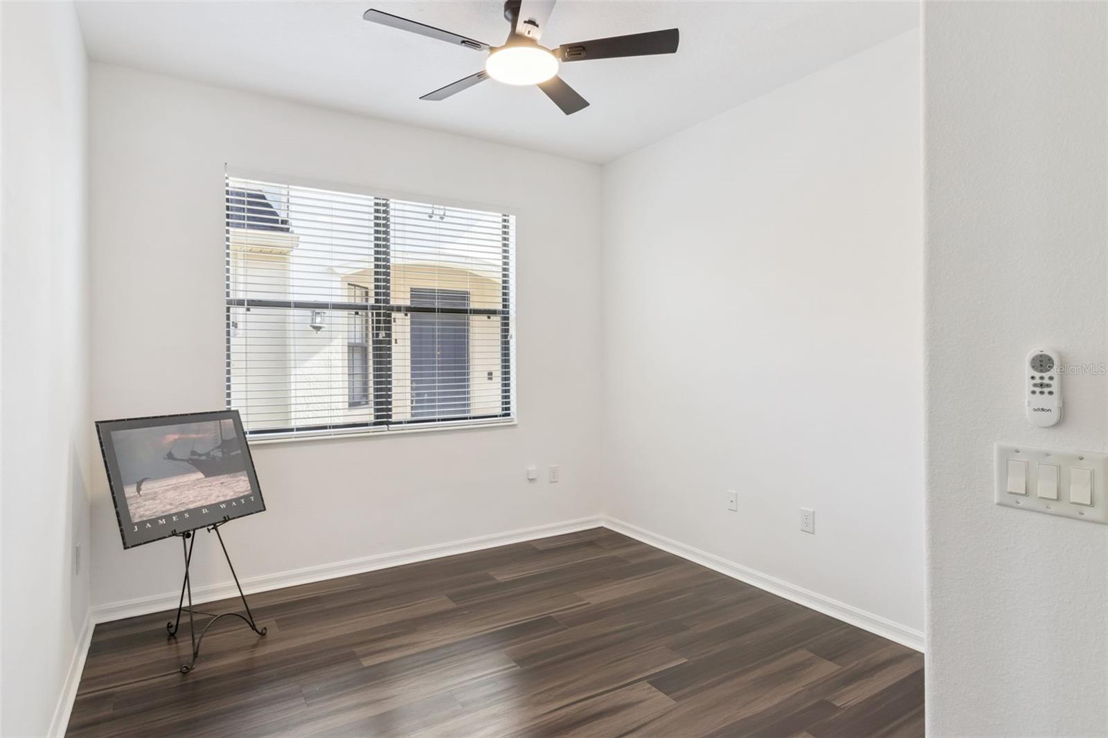 Image 21 of 48 For 884 Grand Canal Drive