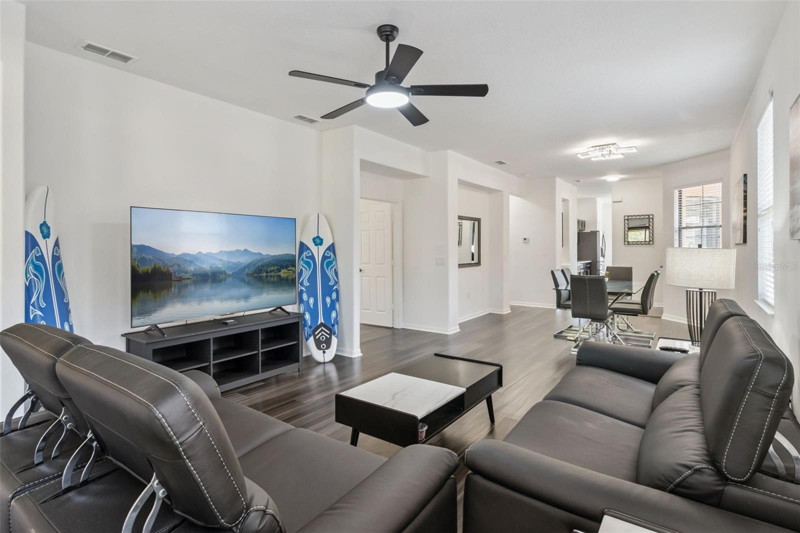 Image 5 of 48 For 884 Grand Canal Drive