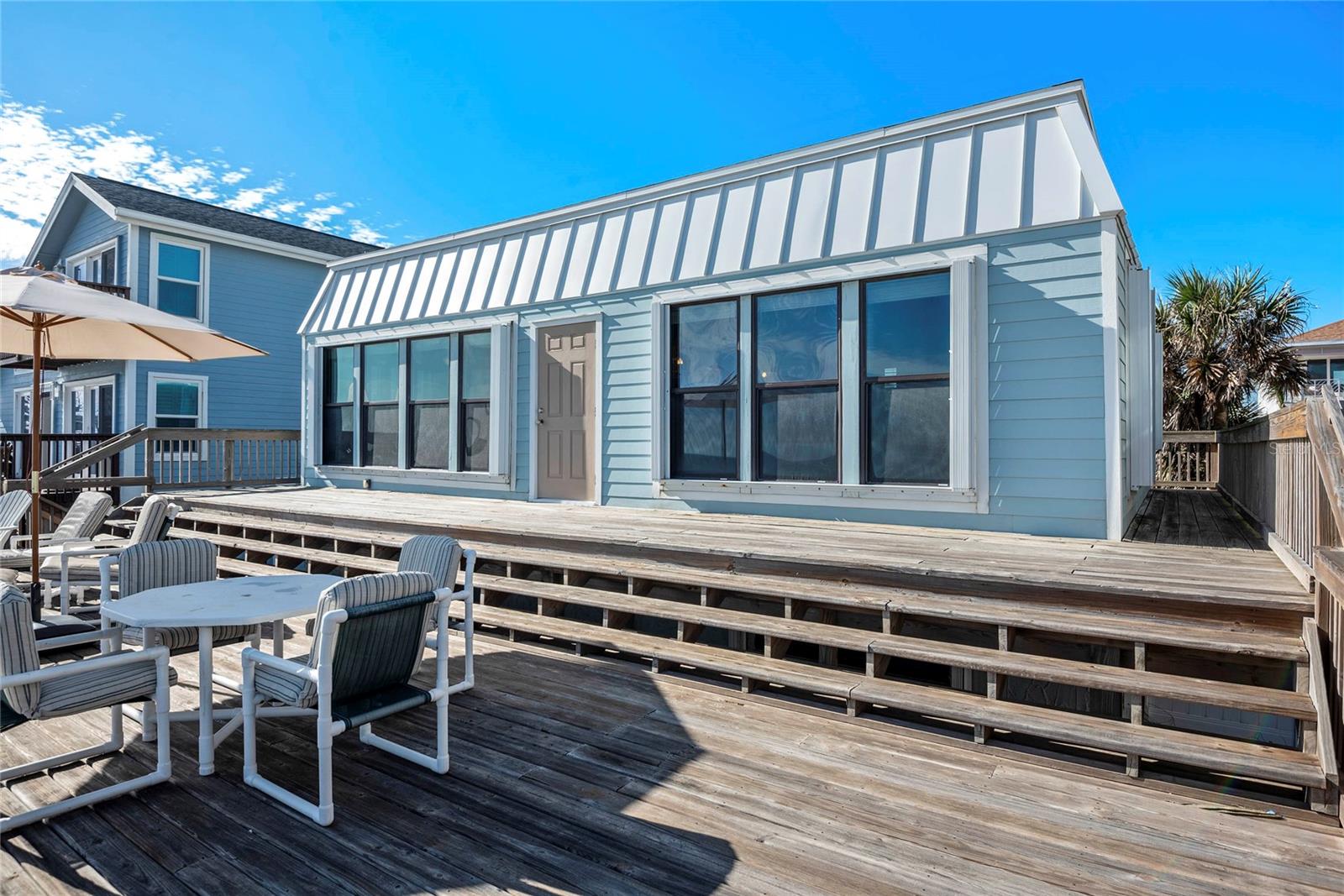 Image 15 of 40 For 6861 Atlantic Avenue