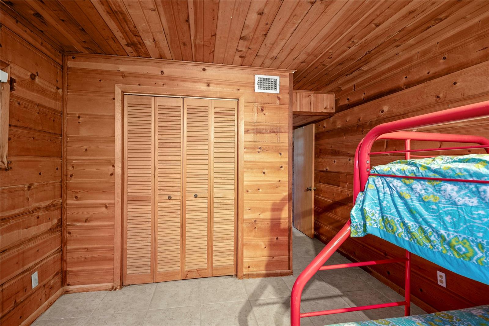 Image 30 of 40 For 6861 Atlantic Avenue