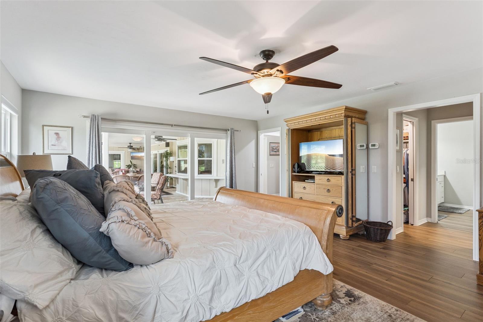 Image 21 of 54 For 6204 Donegal Drive