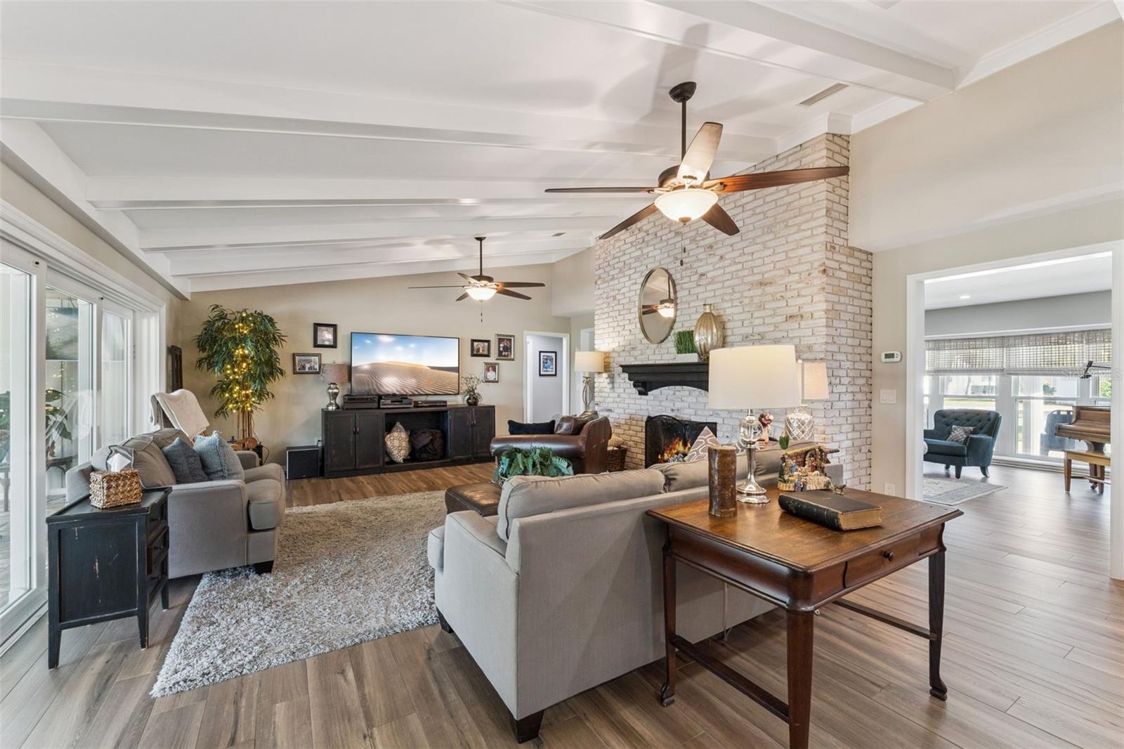 Image 9 of 54 For 6204 Donegal Drive