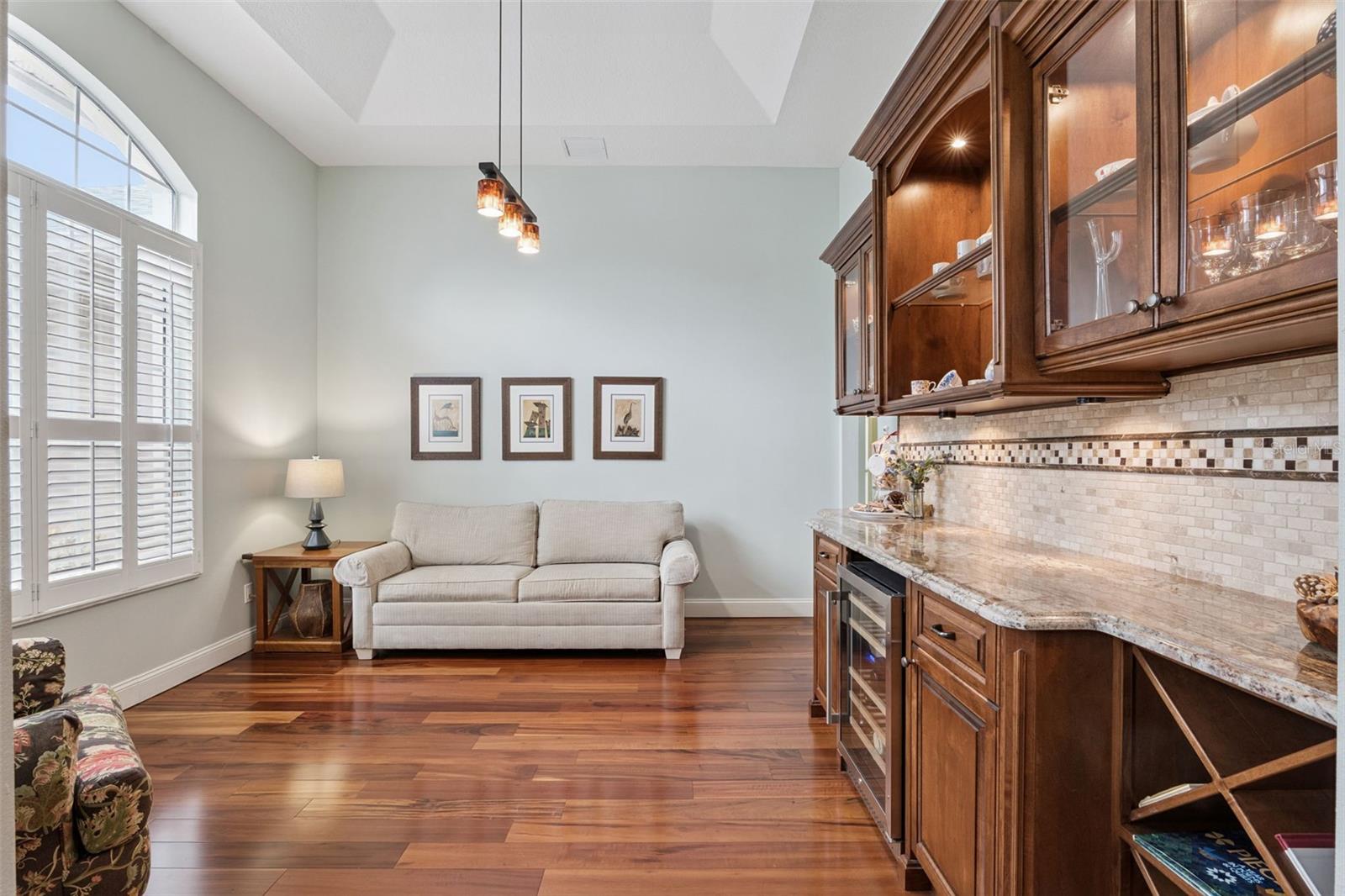 Image 18 of 73 For 2220 Kildare Drive