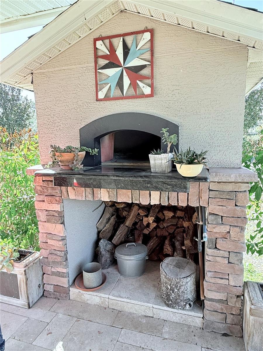 Image 37 of 73 For 2220 Kildare Drive