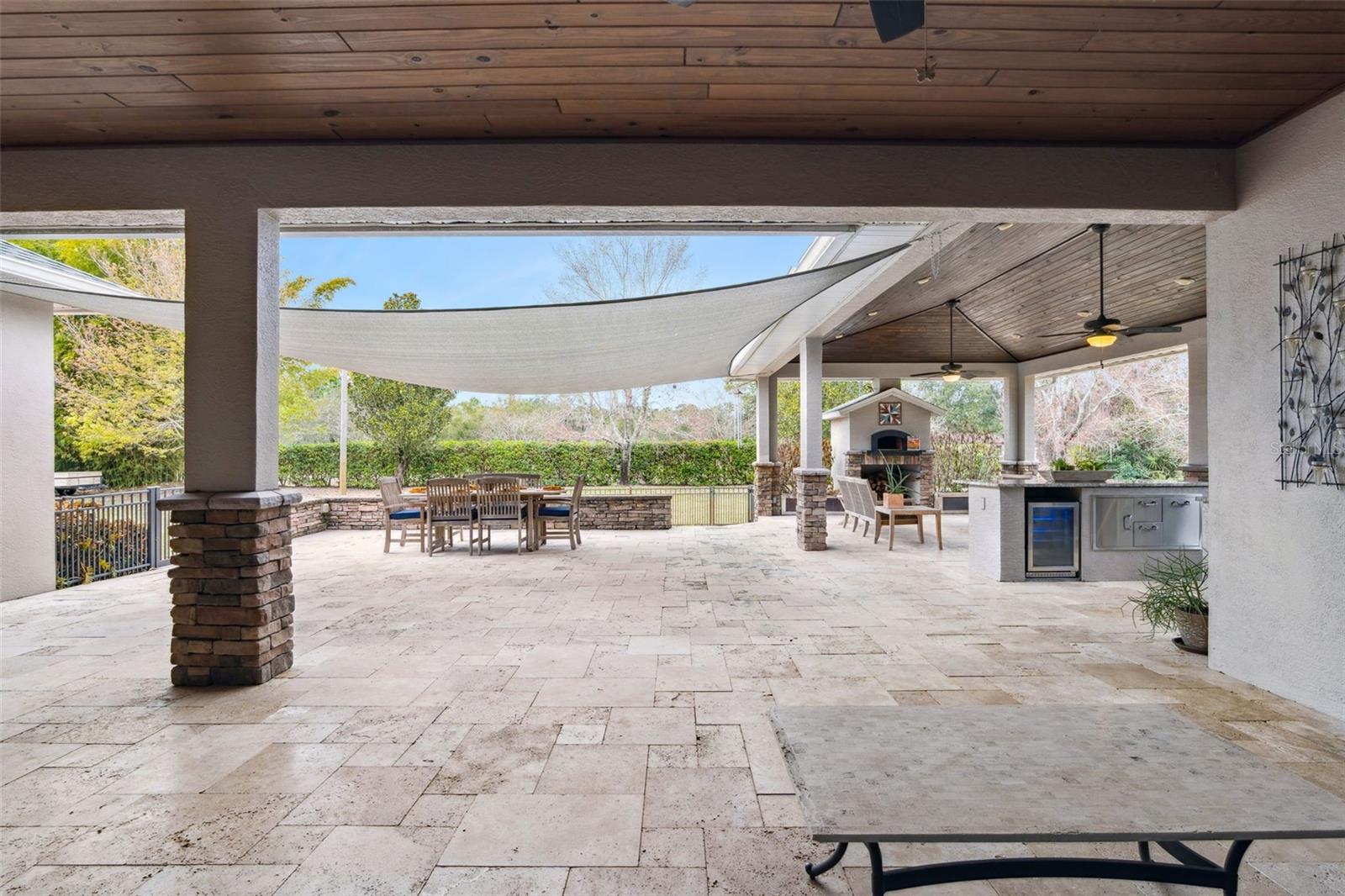 Image 41 of 73 For 2220 Kildare Drive