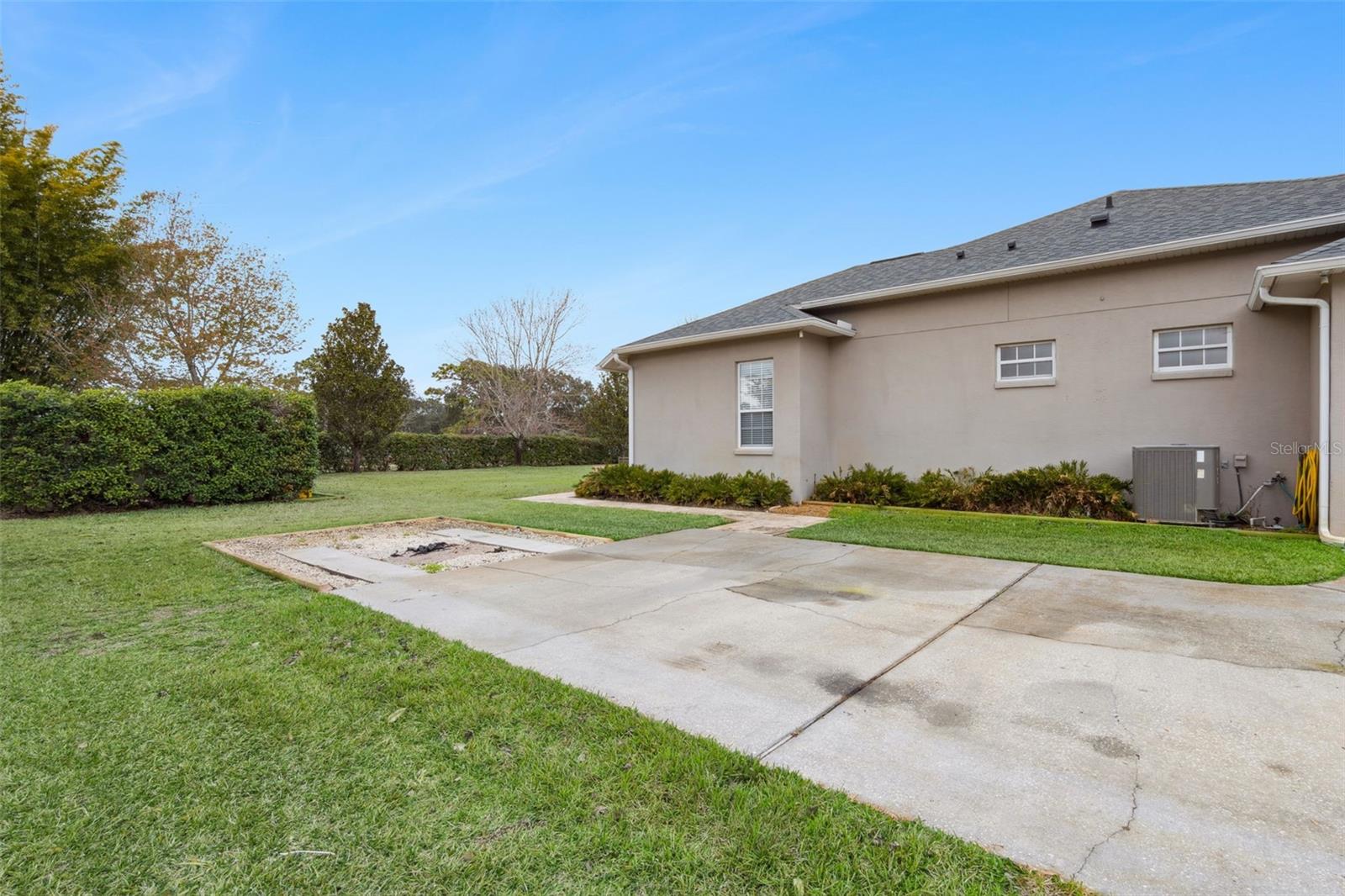 Image 53 of 73 For 2220 Kildare Drive