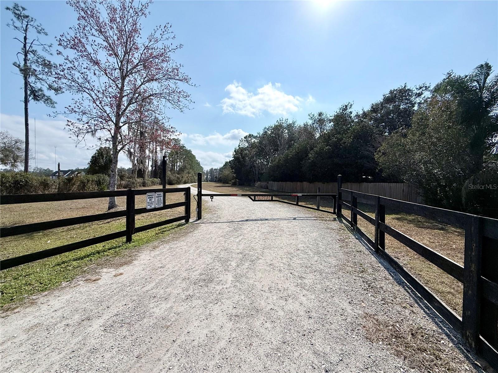 Image 60 of 73 For 2220 Kildare Drive