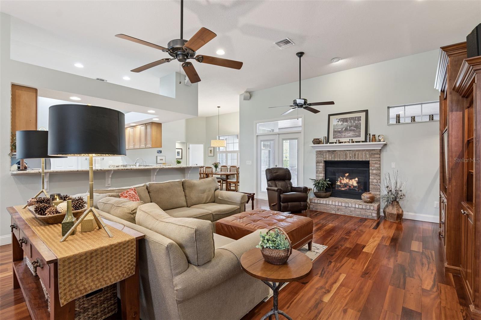 Image 8 of 73 For 2220 Kildare Drive