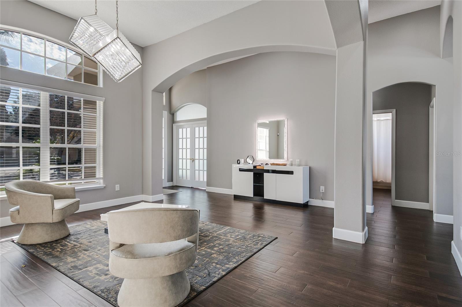 Image 14 of 68 For 13927 Magnolia Glen Circle