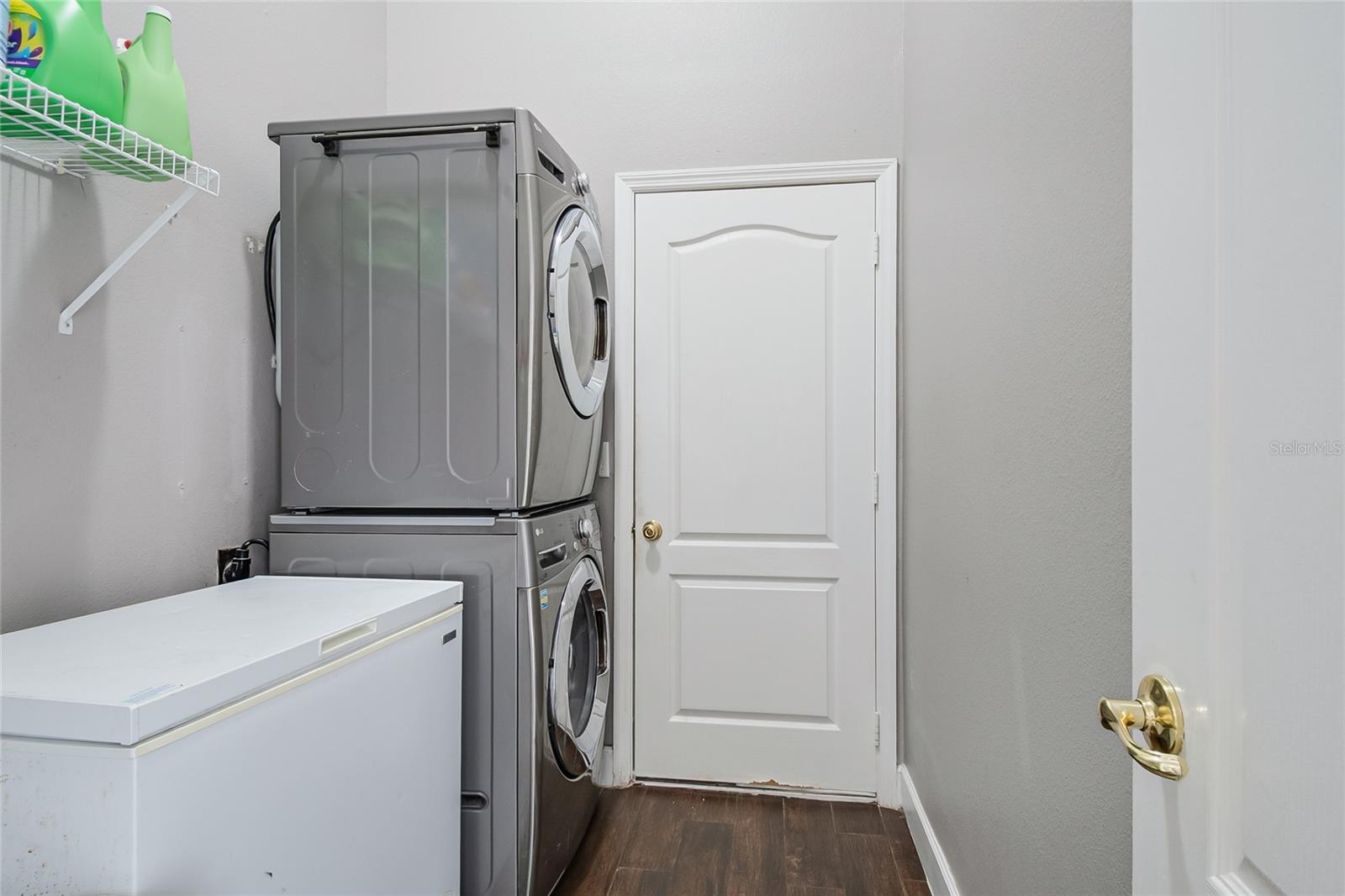 Image 17 of 68 For 13927 Magnolia Glen Circle