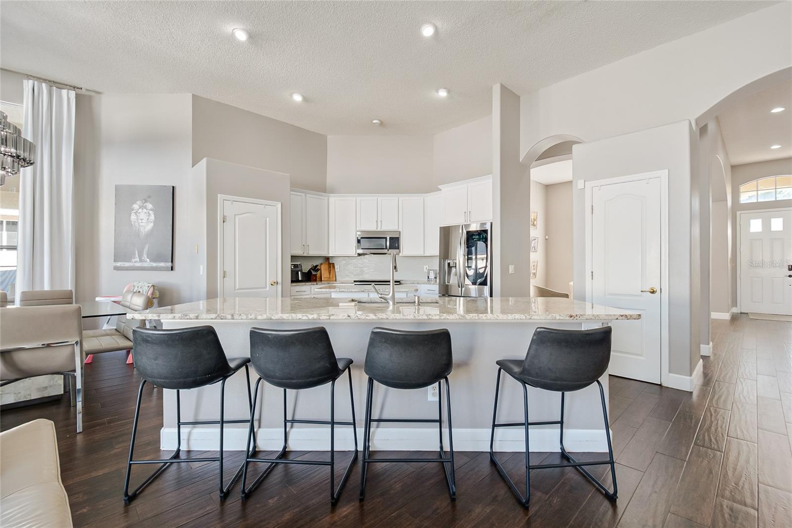 Image 42 of 68 For 13927 Magnolia Glen Circle