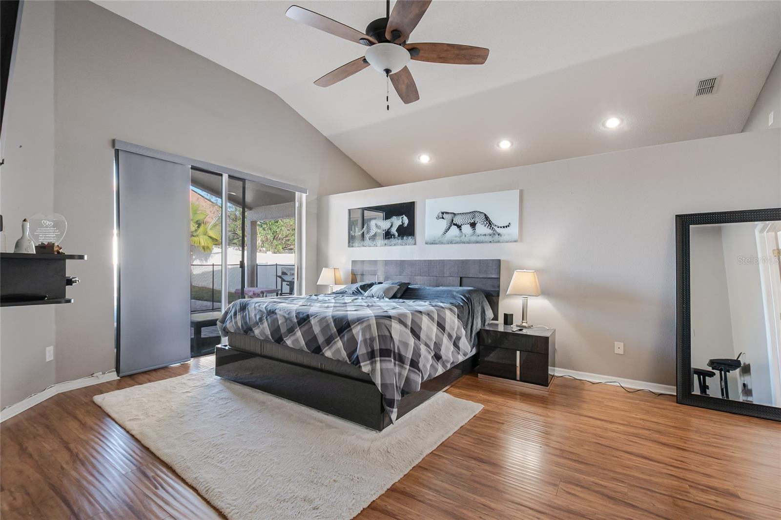 Image 52 of 68 For 13927 Magnolia Glen Circle