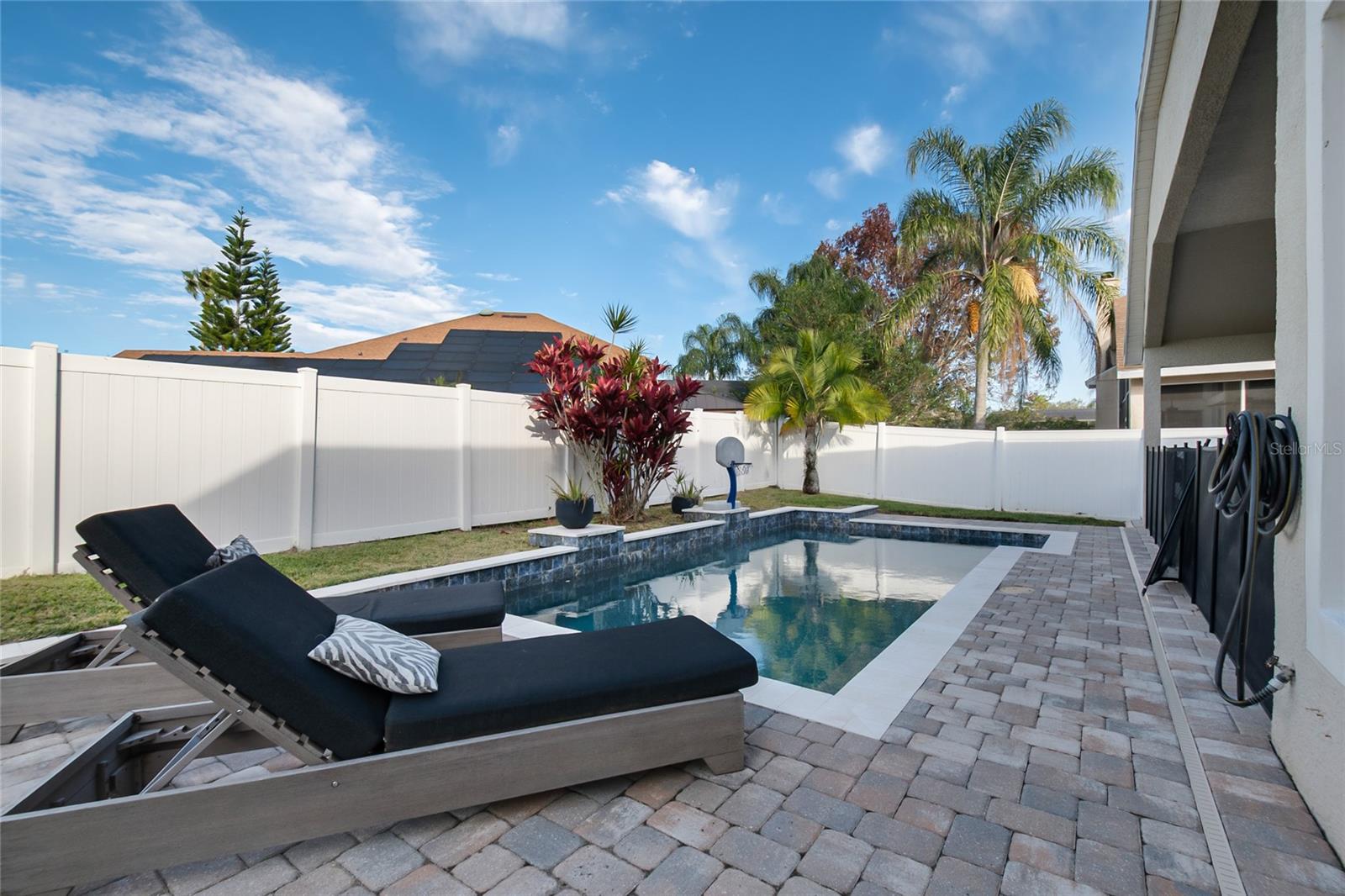 Image 62 of 68 For 13927 Magnolia Glen Circle