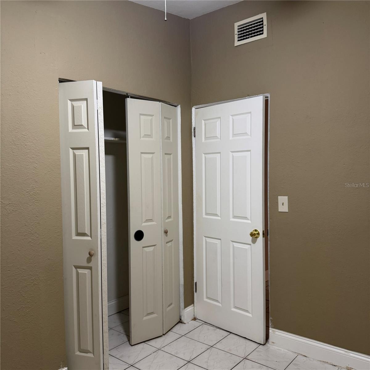 Image 14 of 21 For 5715 Elon Drive