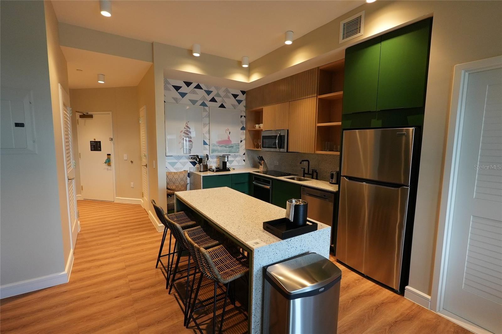 Image 18 of 90 For 3151 Sunset Walk Drive 502