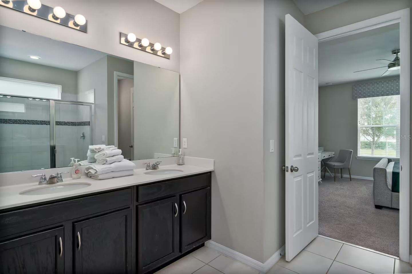 Image 15 of 76 For 1568 Nassau Point Trail