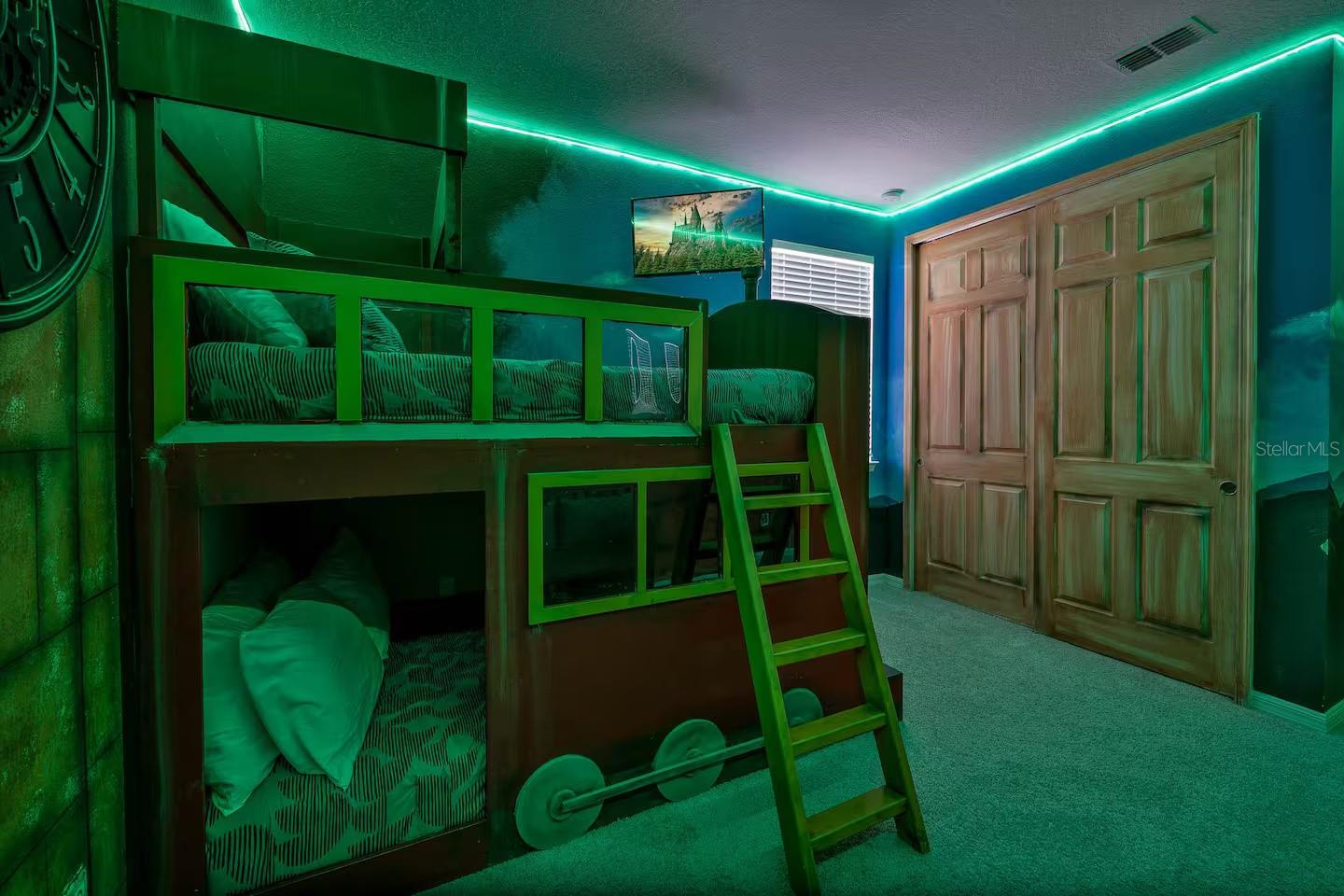 Image 20 of 76 For 1568 Nassau Point Trail