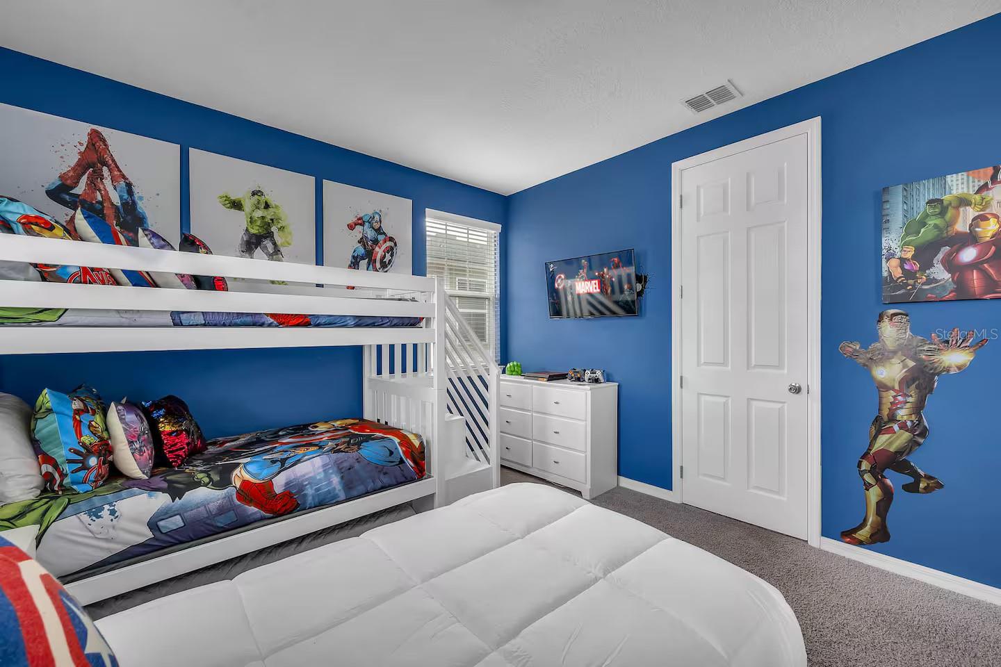 Image 31 of 76 For 1568 Nassau Point Trail