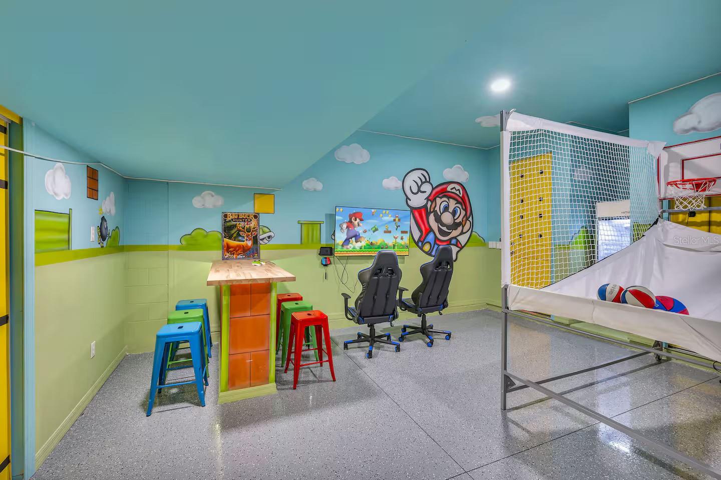 Image 37 of 76 For 1568 Nassau Point Trail