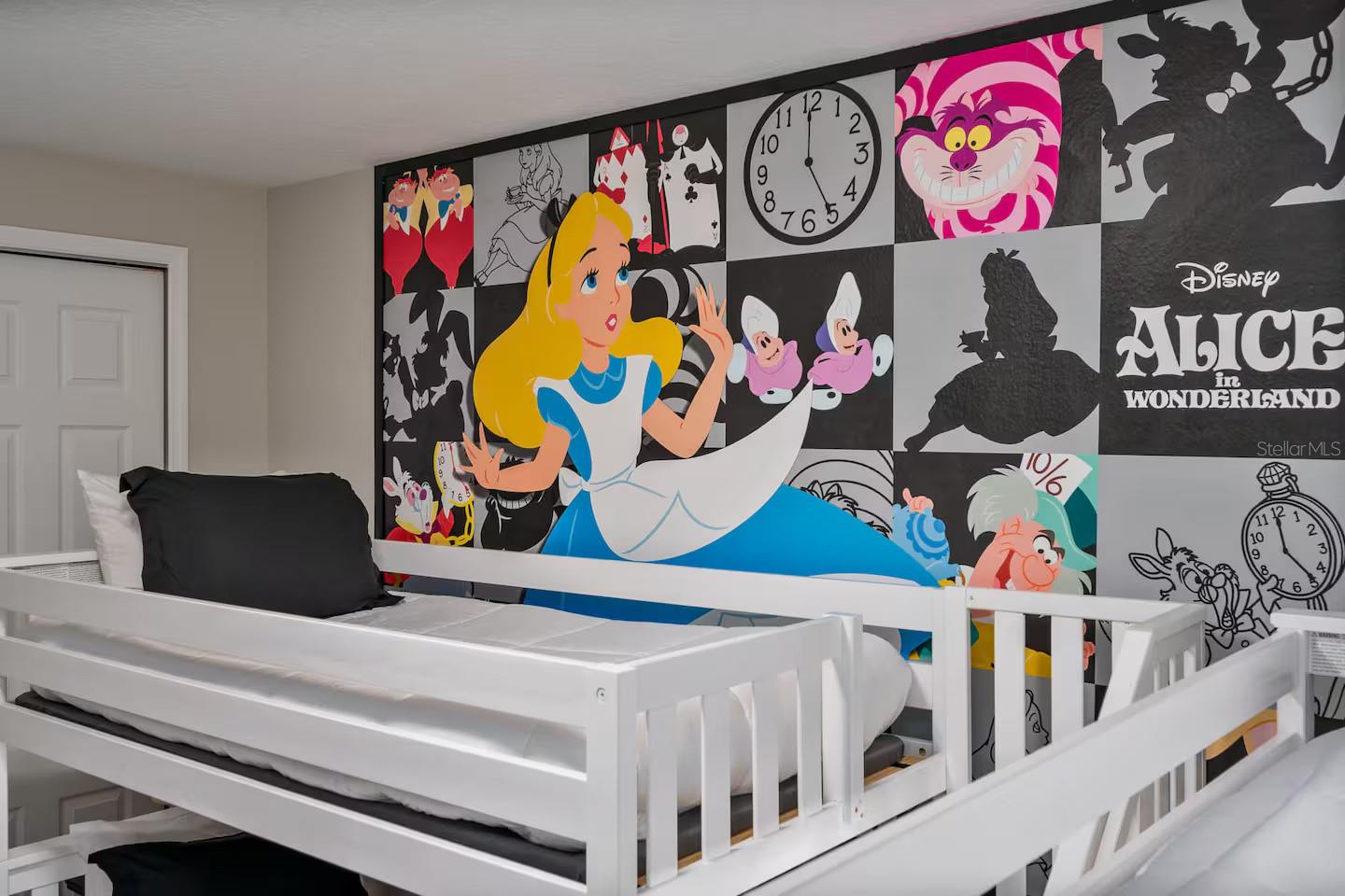 Image 44 of 76 For 1568 Nassau Point Trail