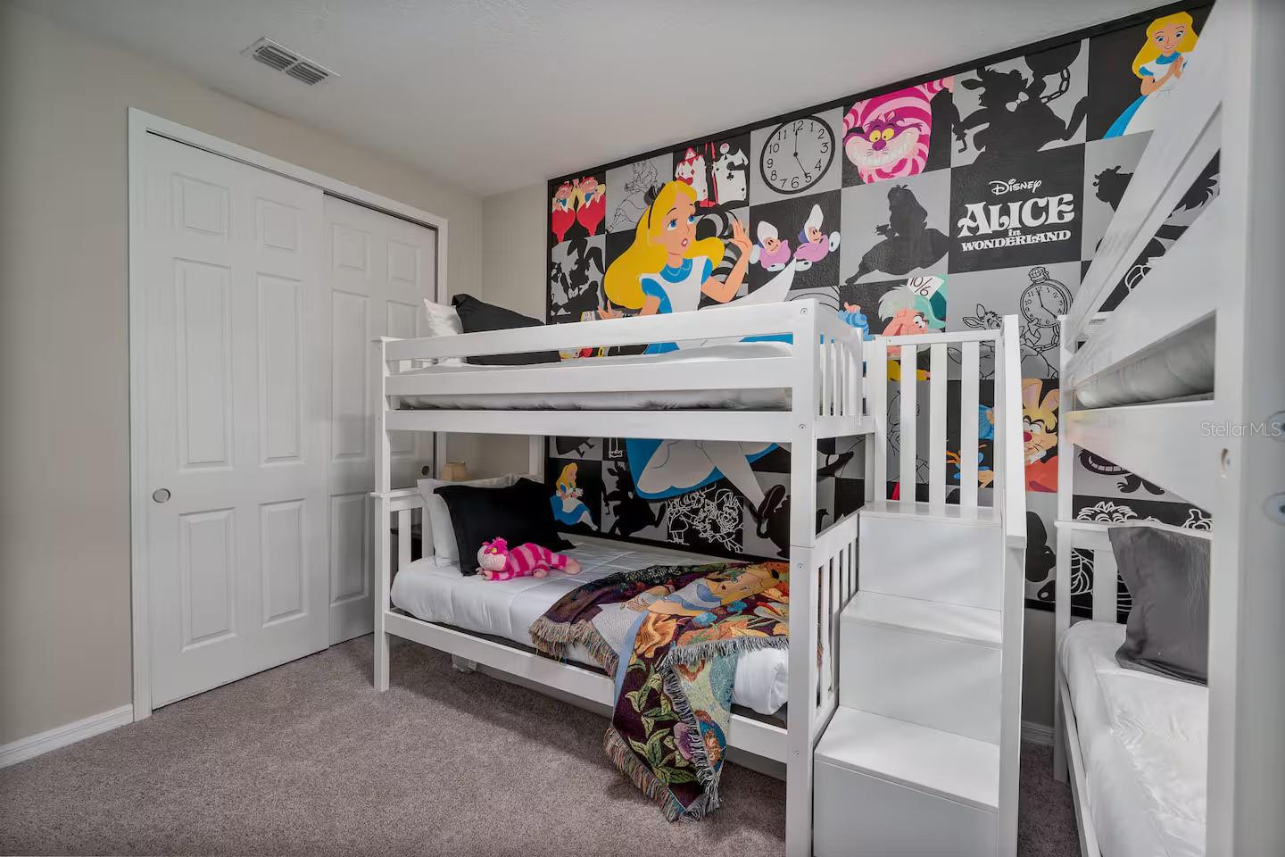 Image 50 of 76 For 1568 Nassau Point Trail