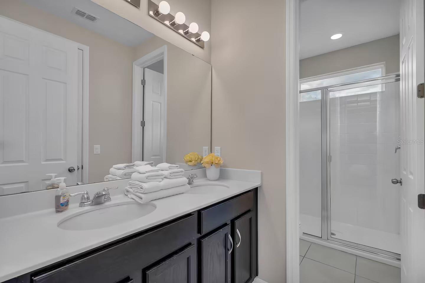 Image 56 of 76 For 1568 Nassau Point Trail