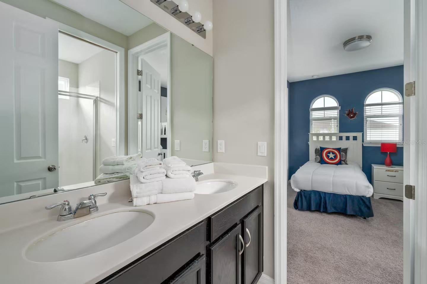 Image 60 of 76 For 1568 Nassau Point Trail