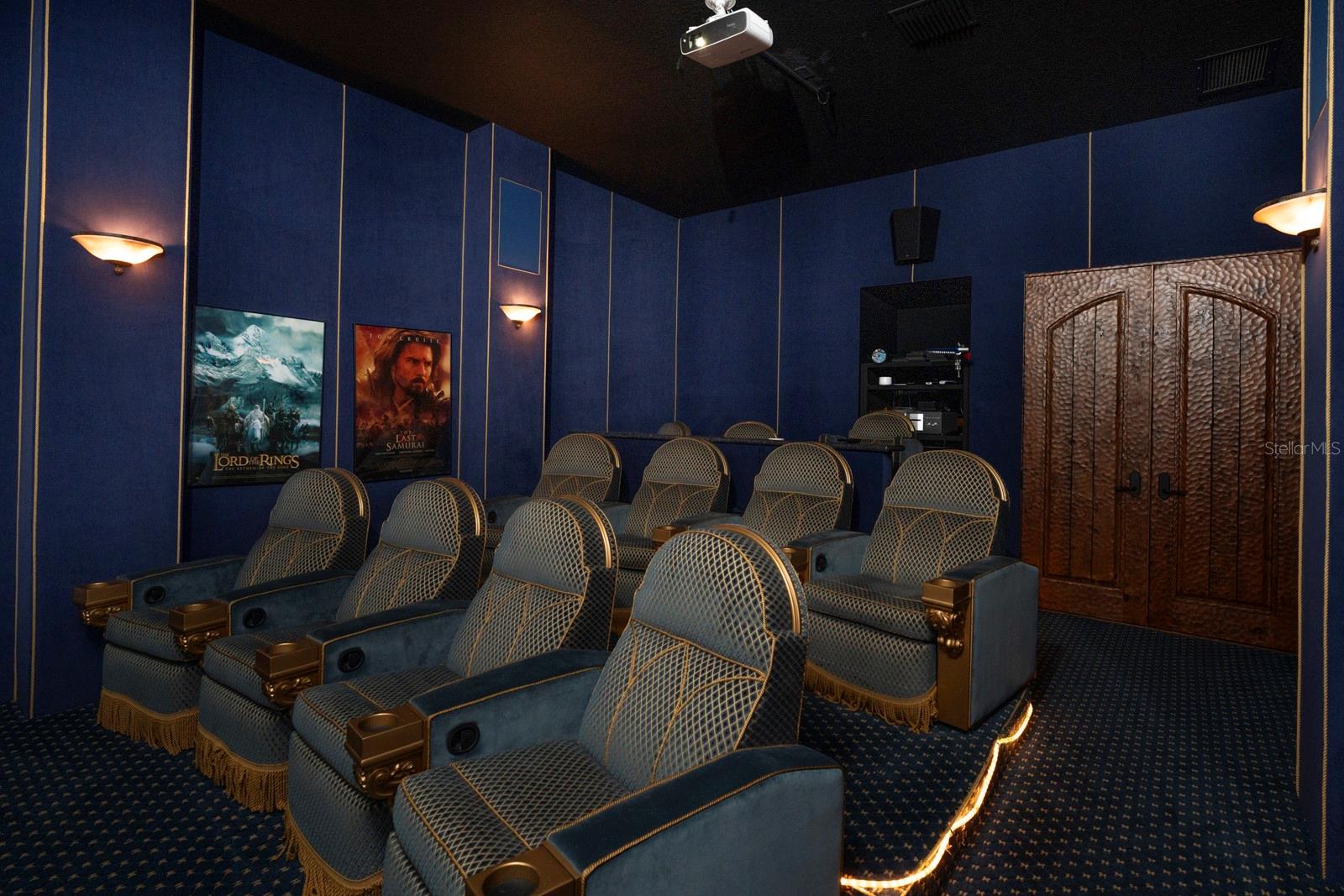 Image 18 of 80 For 543 Isleworth Close