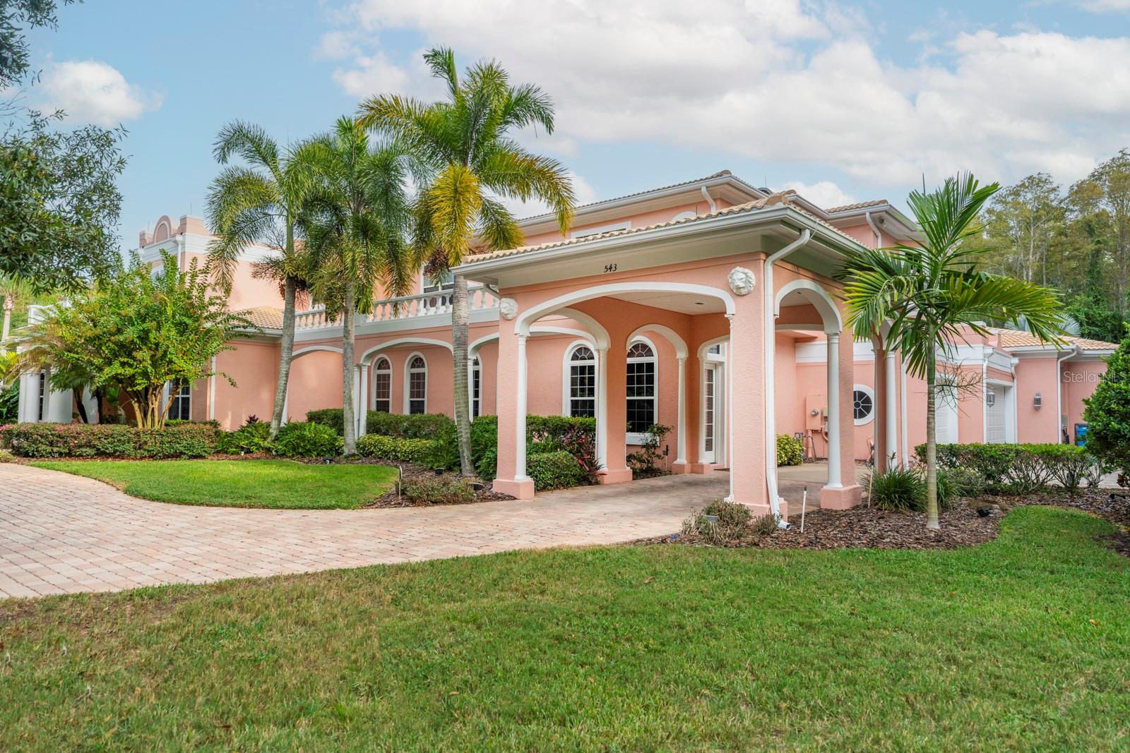 Image 24 of 80 For 543 Isleworth Close