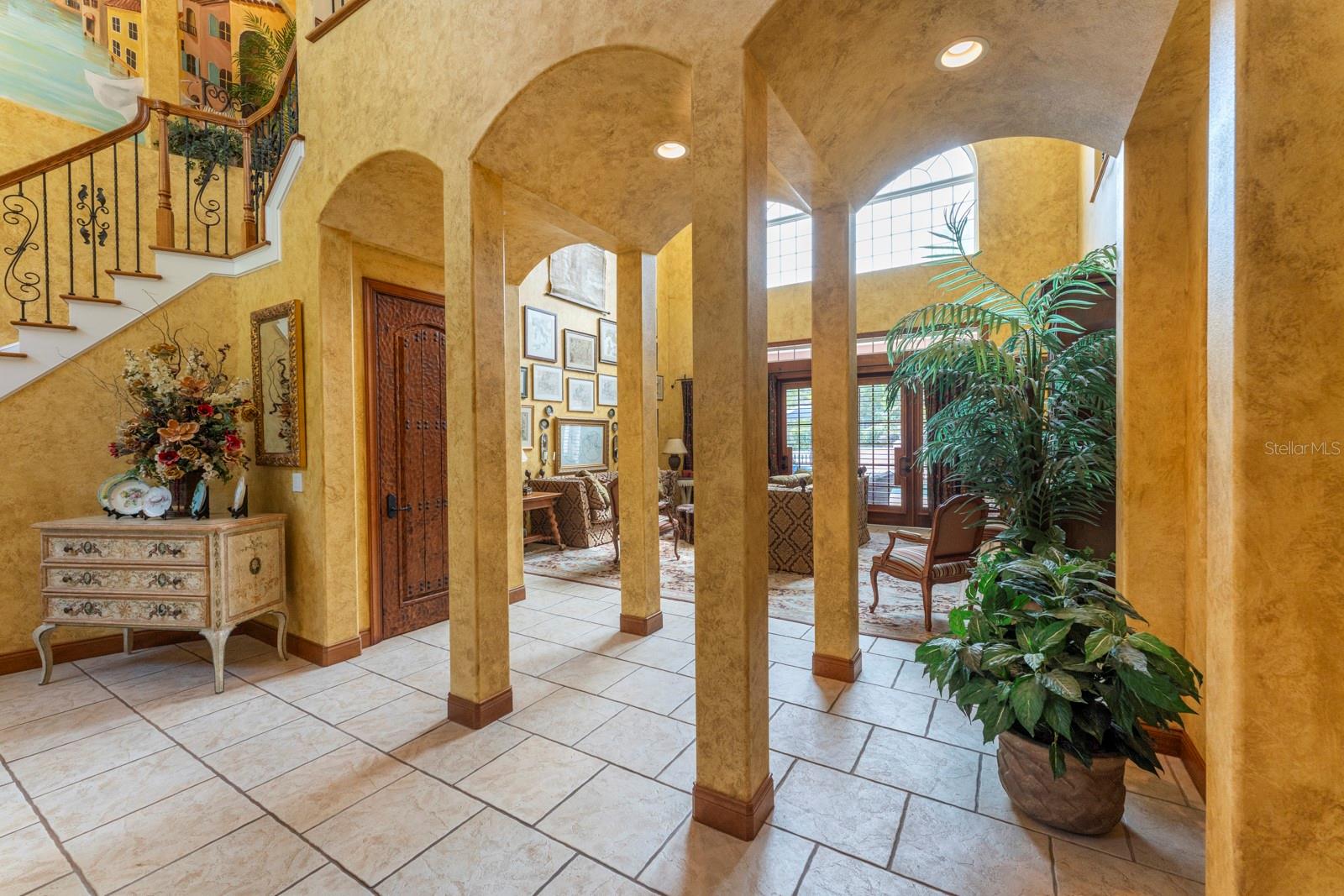 Image 38 of 80 For 543 Isleworth Close