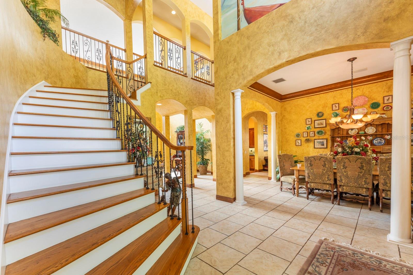 Image 40 of 80 For 543 Isleworth Close