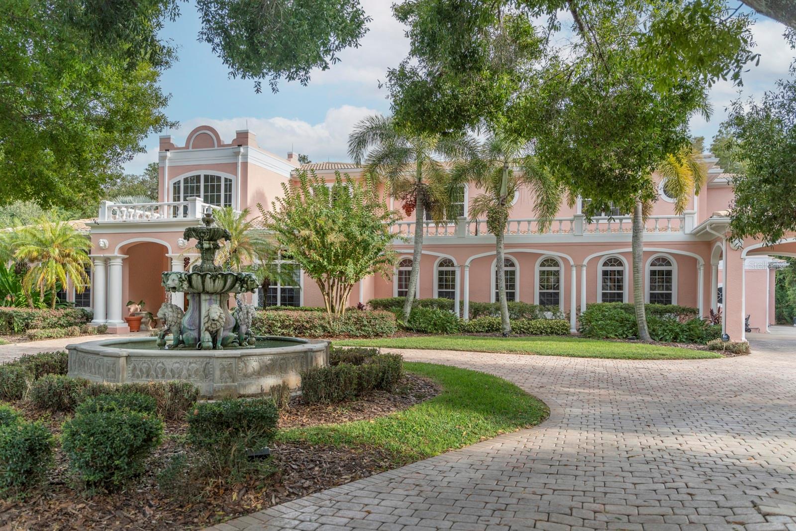 Image 47 of 80 For 543 Isleworth Close